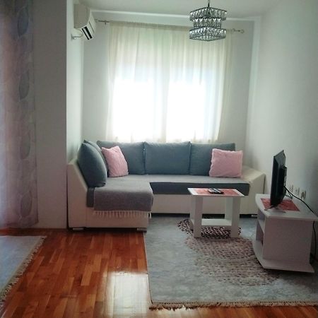 Apartman Natasha Trebin Dış mekan fotoğraf