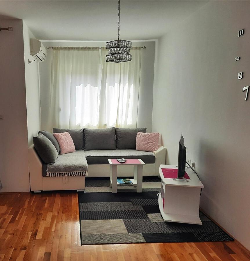 Apartman Natasha Trebin Dış mekan fotoğraf
