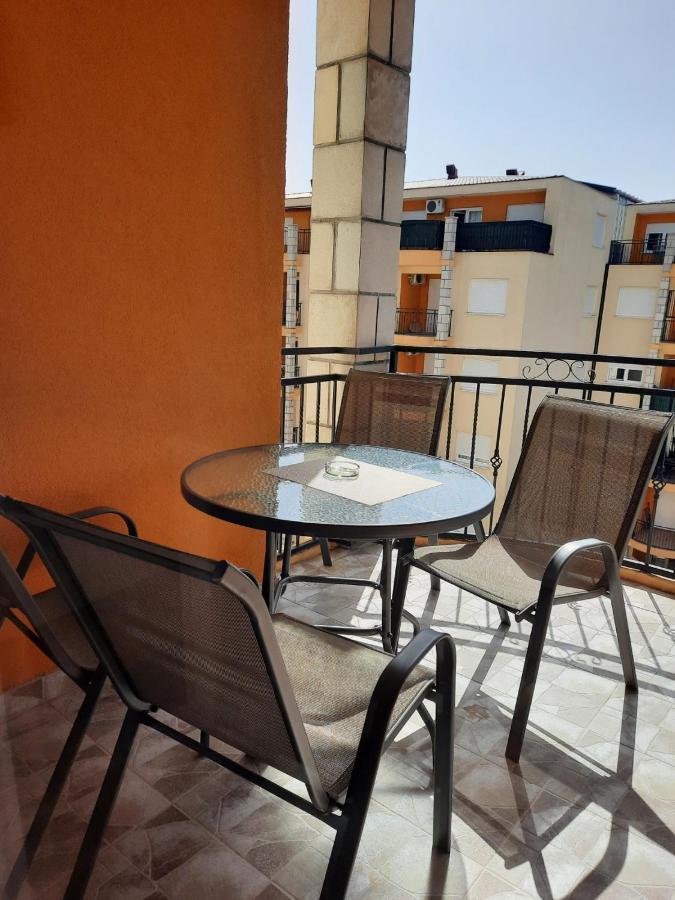 Apartman Natasha Trebin Dış mekan fotoğraf