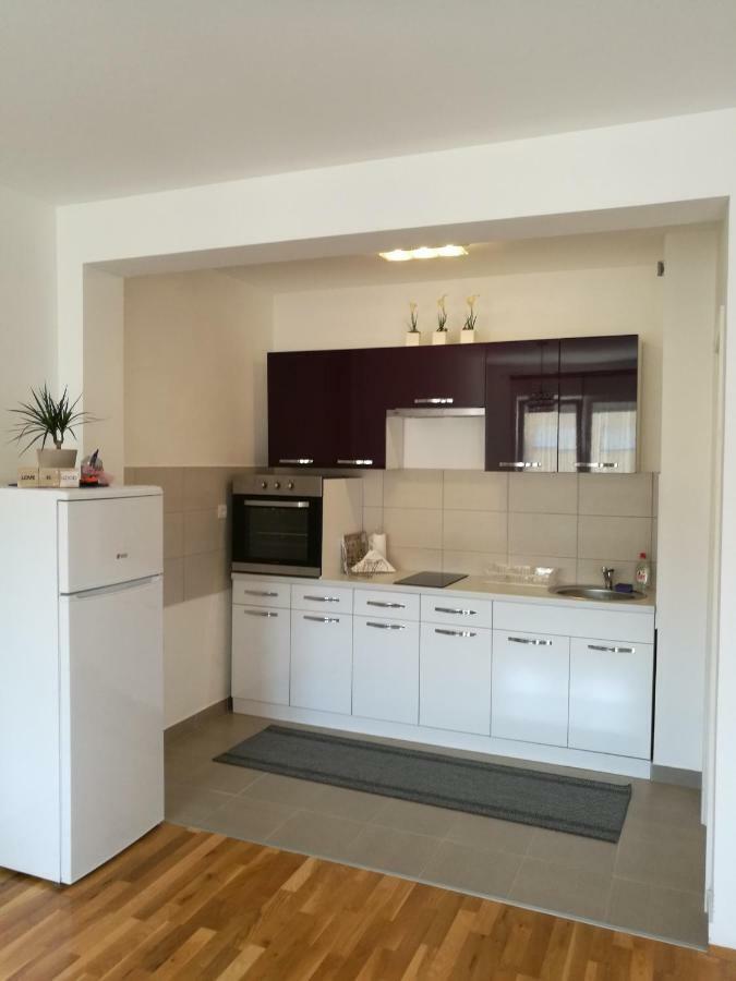 Apartman Natasha Trebin Dış mekan fotoğraf